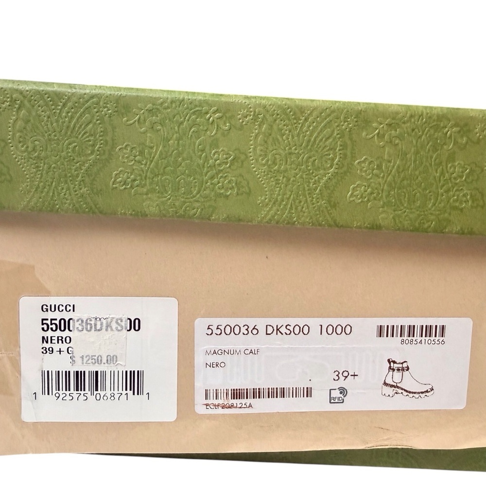 Gucci Women’s Chelsea Leather Lug Boot w/ Gold Logo Strap Size-US 9/EUR 39 NIB - Picture 10 of 17